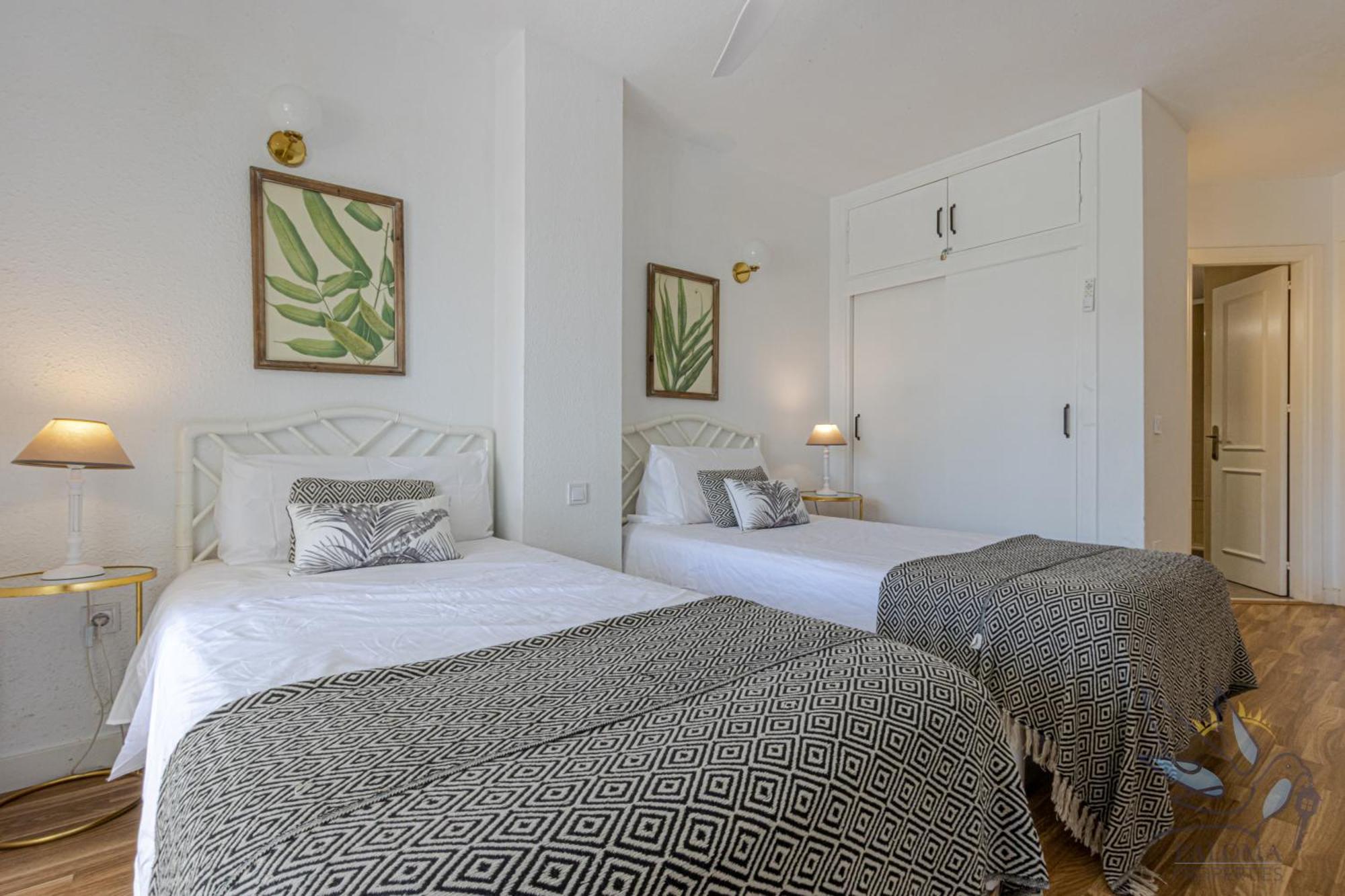 Benalgolf Lovely Apartment In Benalmadena With Sea Views, Excellent Wifi Connection, Private Backyard With Bbq Екстериор снимка